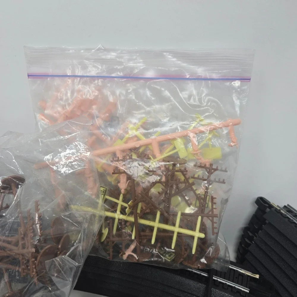 Bachmann E-Z Track System Train Set Track Transformer Model 6607 Turnouts Lot